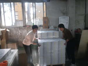 Rolo de papel enorme do papel da c&oacute;pia autom&aacute;tica da imagem azul /preta de CB CFB CF